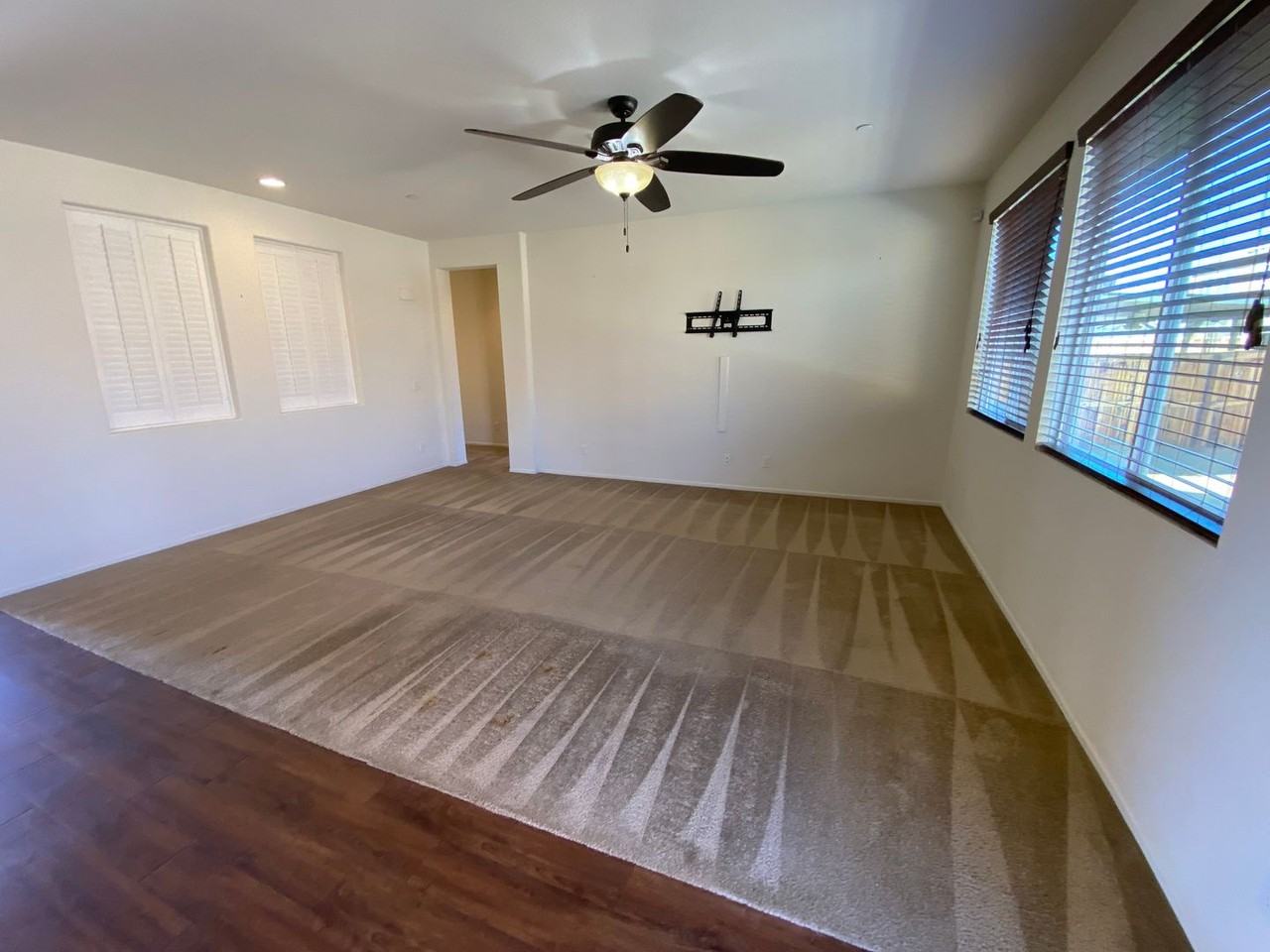 3405 Leopard Ct - Photo 3 of 16