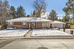 8710 W Dover Cir - Photo 1 of 1