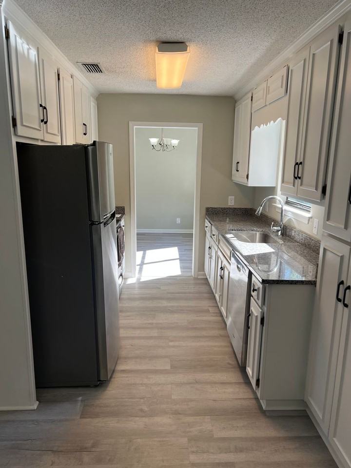 140 Quail Run - Photo 5 of 13