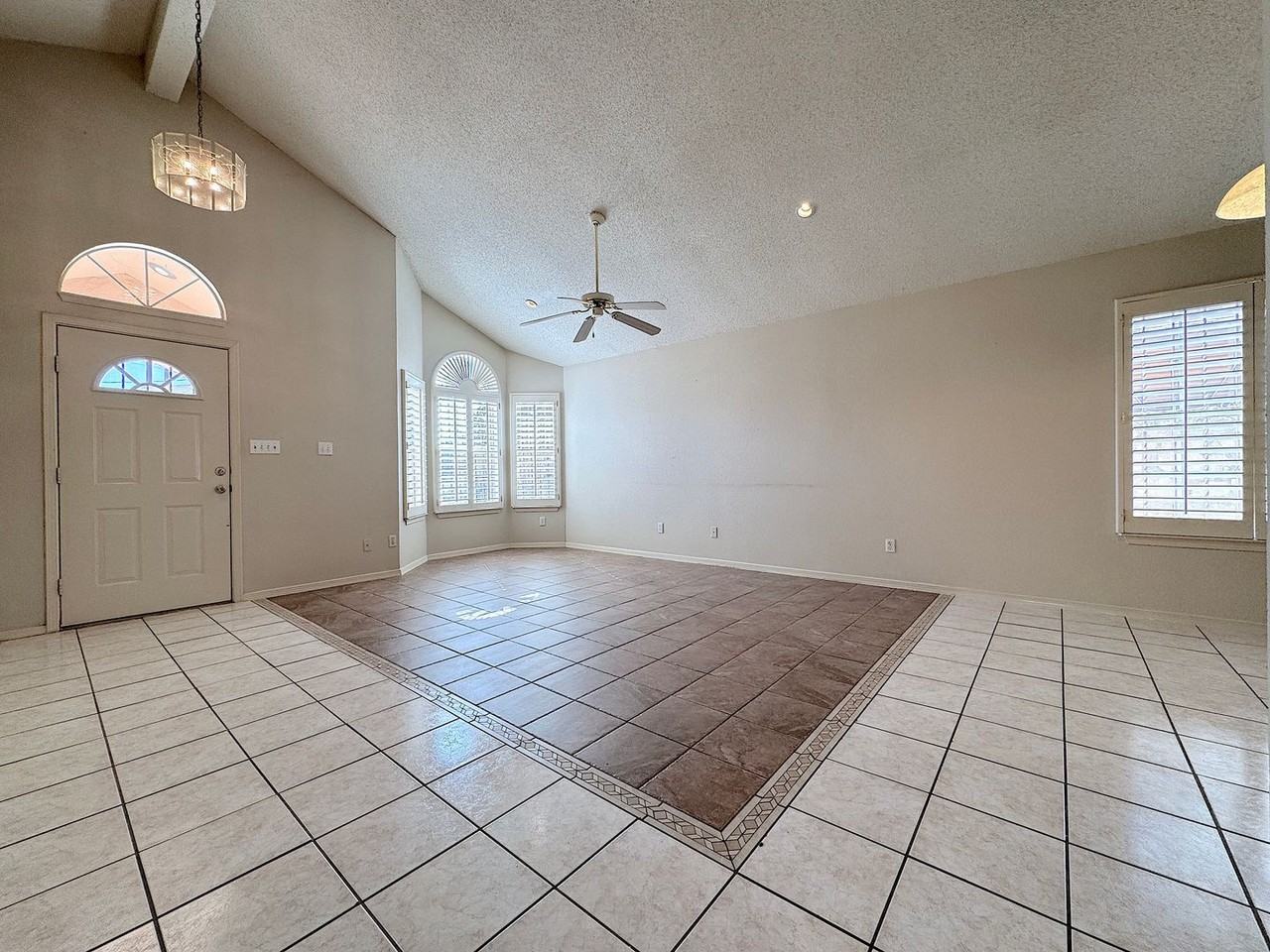 8511 Victor Ln - Photo 5 of 20