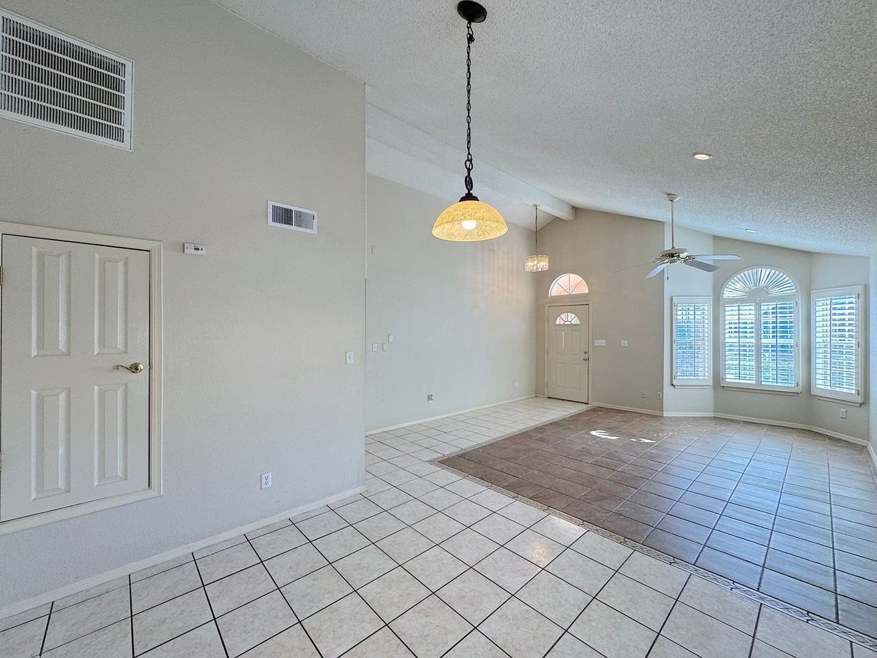8511 Victor Ln - Photo 6 of 20