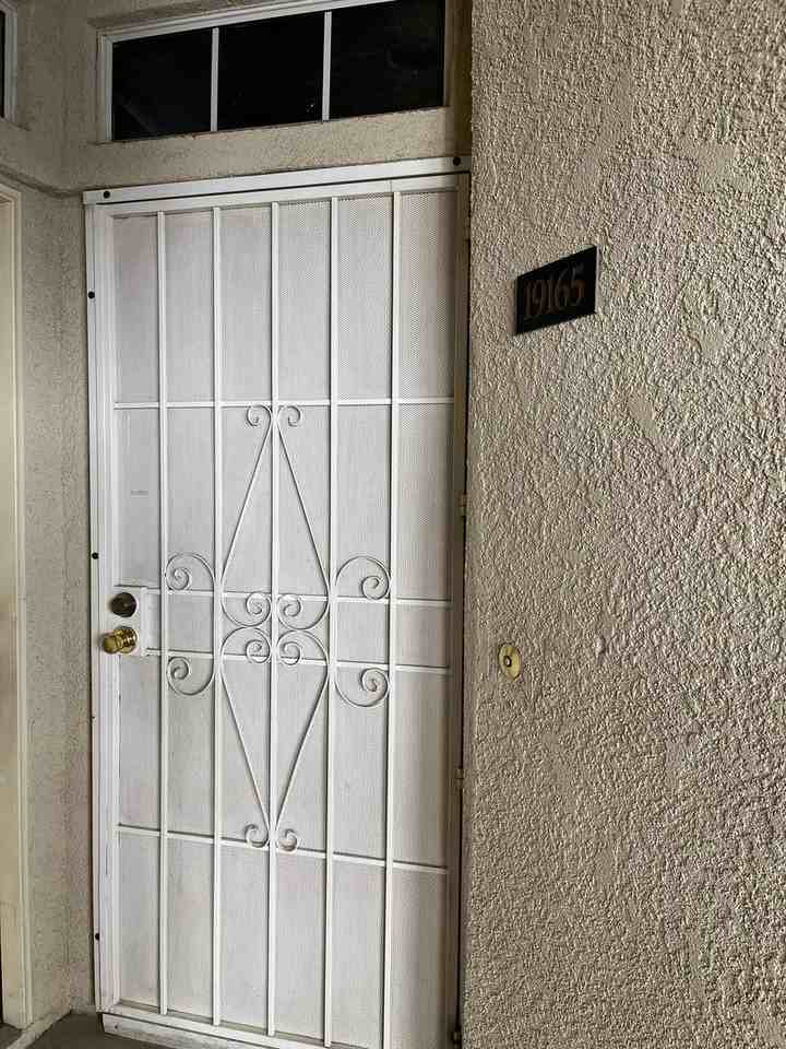 19165 Palo Verde Dr - Photo 3 of 20