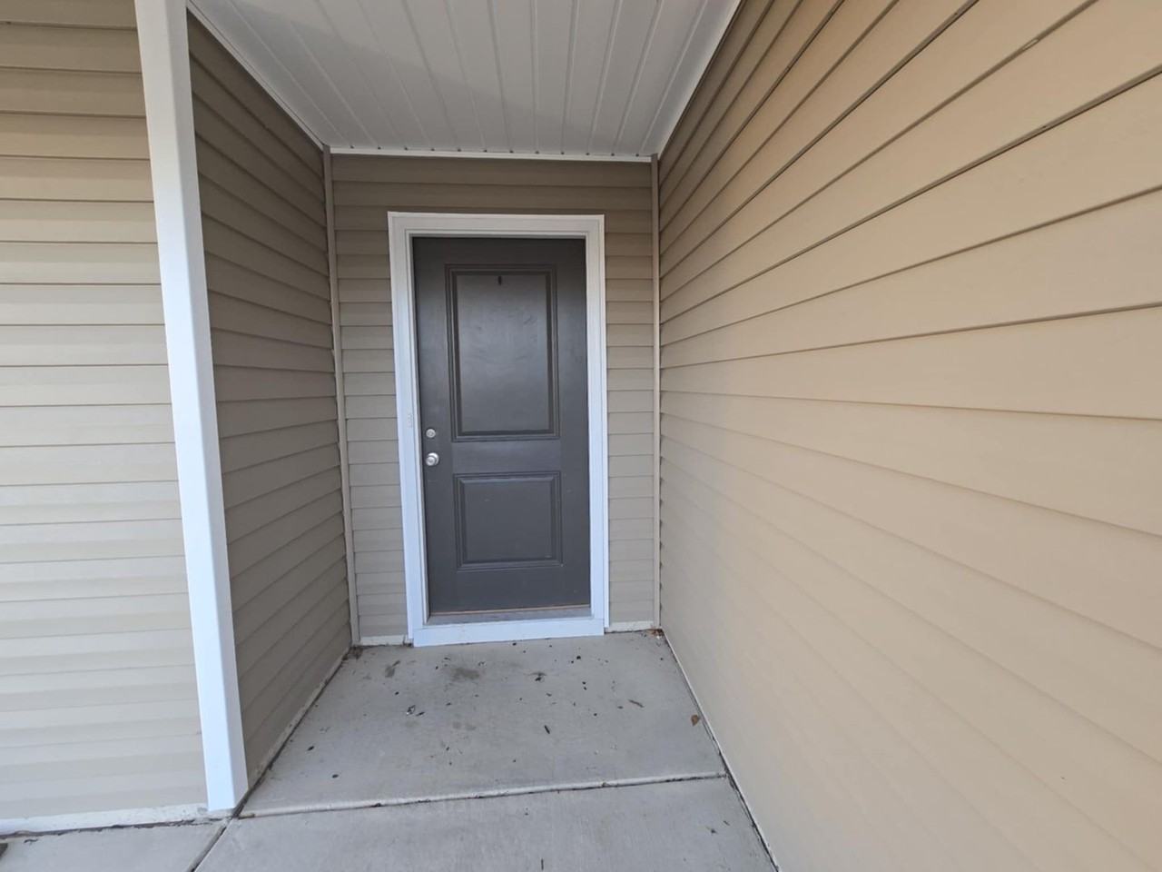 22 Terrier Ct - Photo 2 of 34