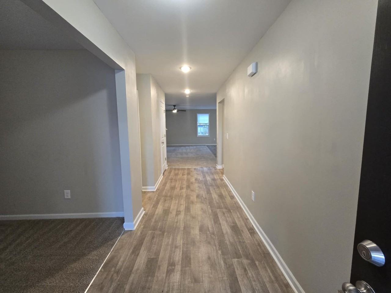 22 Terrier Ct - Photo 3 of 34