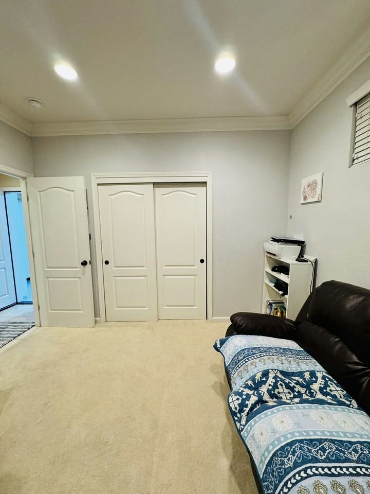 5855 Hillbrook Place - Photo 4 of 24