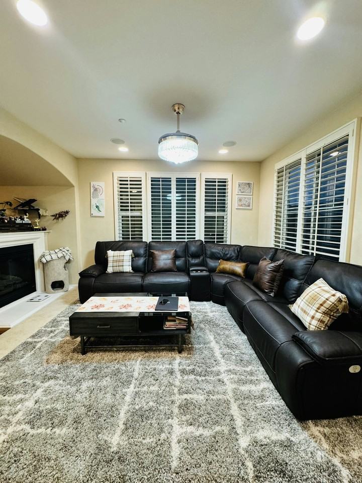 5855 Hillbrook Place - Photo 7 of 24