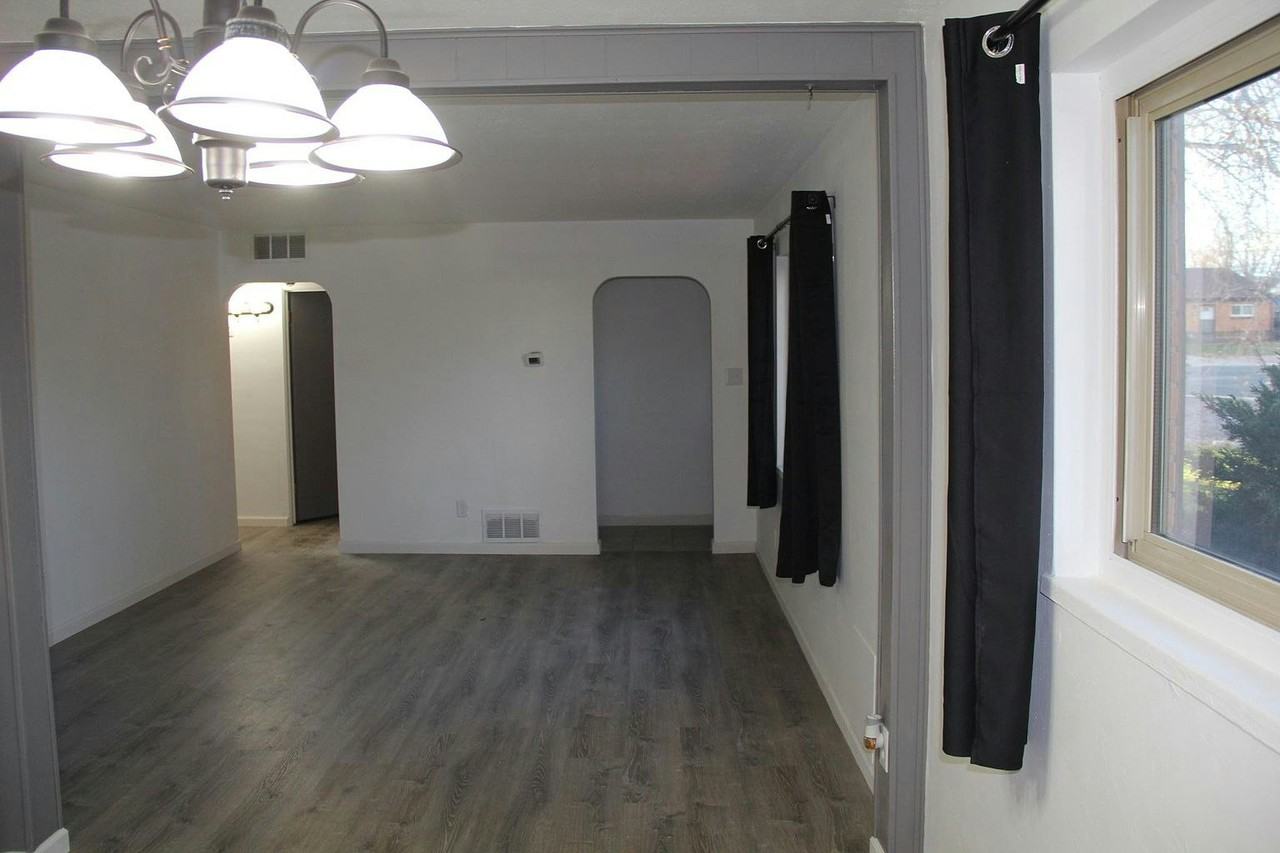 1870 Gail Court - Photo 4 of 19