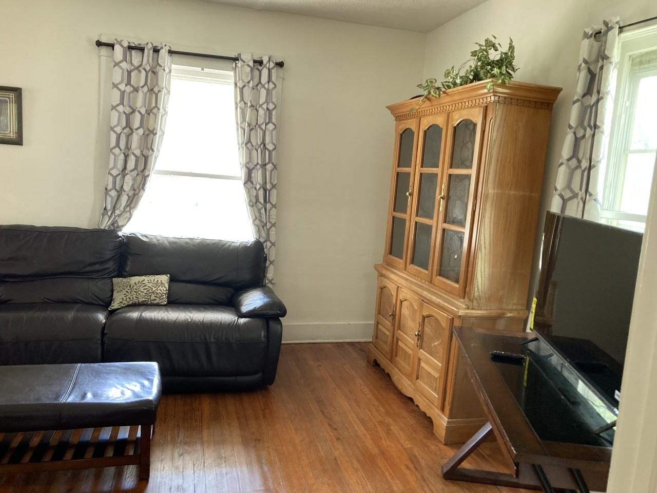 1134 S College St #NA - Photo 4 of 19