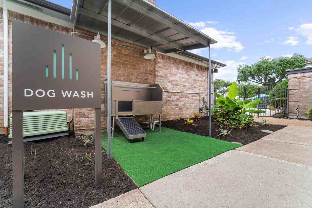 2235 Winrock Blvd - Photo 3 of 13