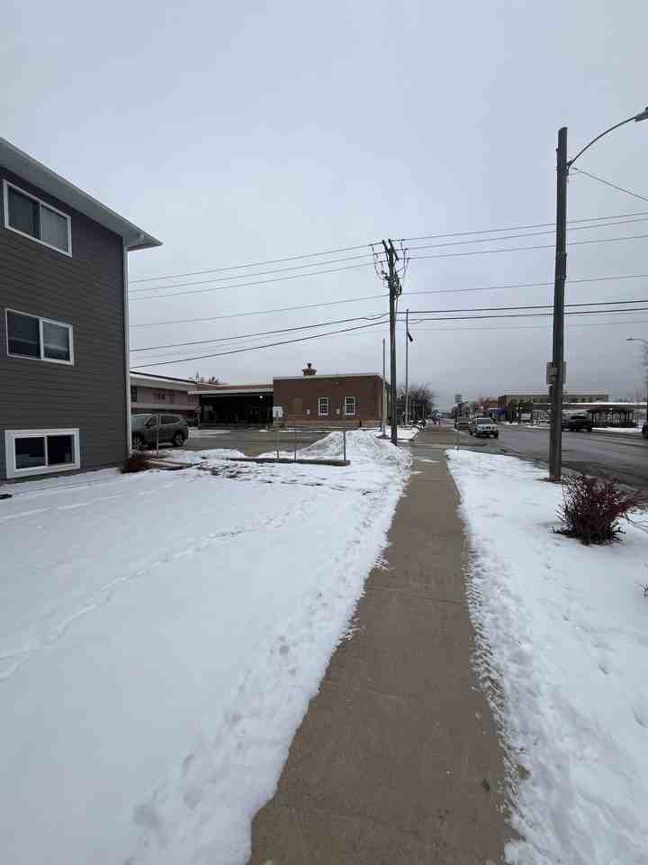 816 State St. - Photo 2 of 10