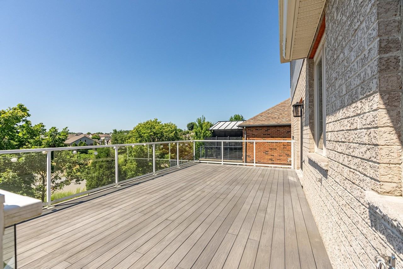 815 Apricot Dr - Photo 2 of 24