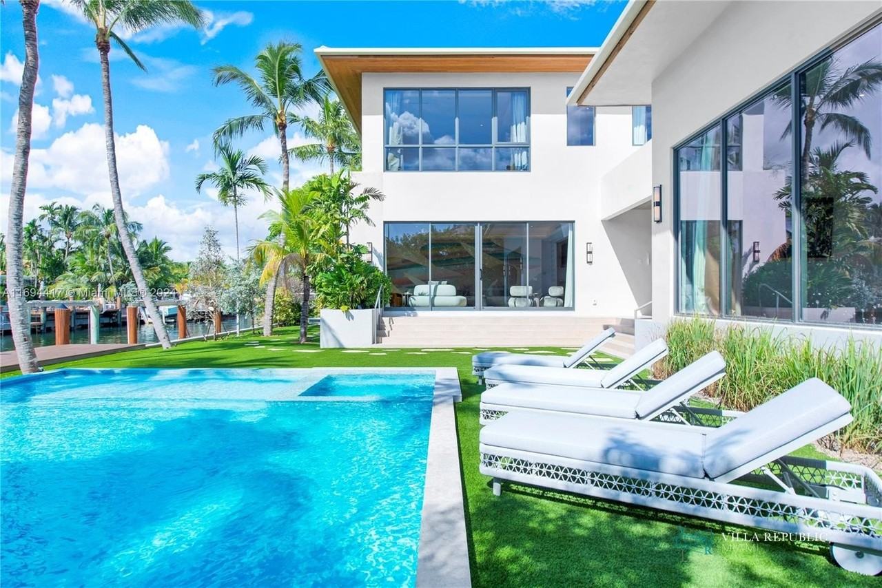 1200 Ne 87th St - Photo 4 of 50