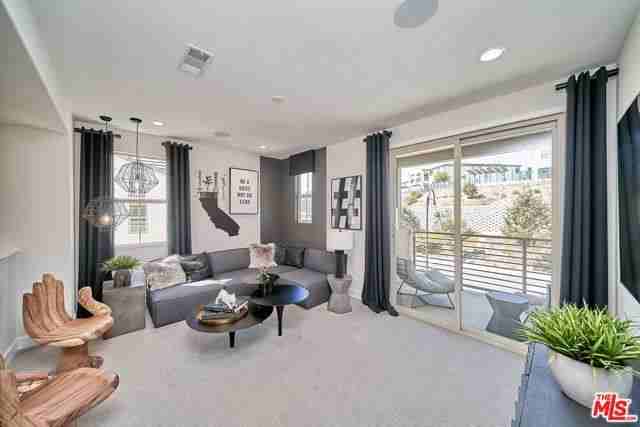 21230 Wildflower Way - Photo 3 of 8