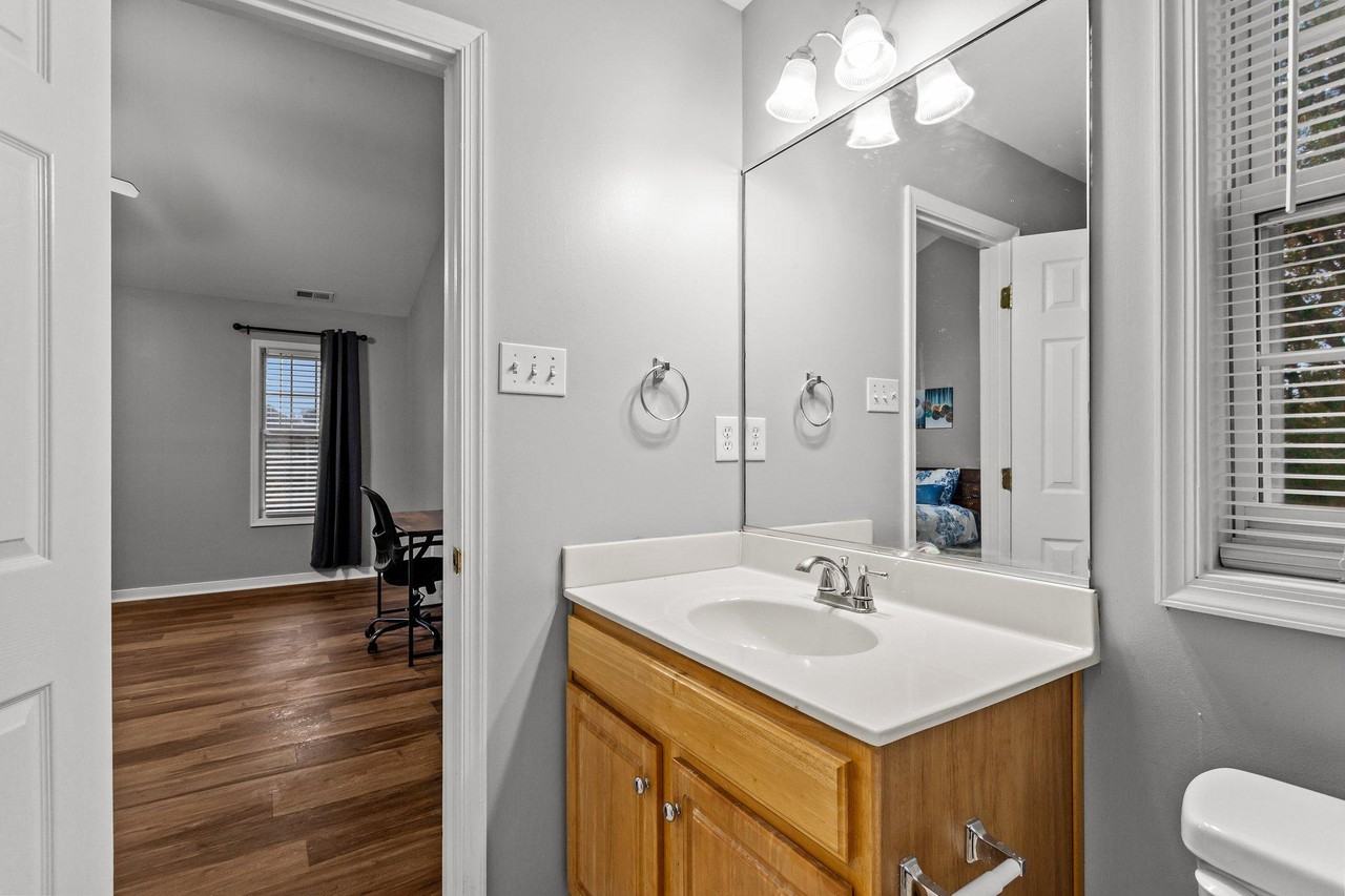 Warwick Rd - Photo 6 of 19