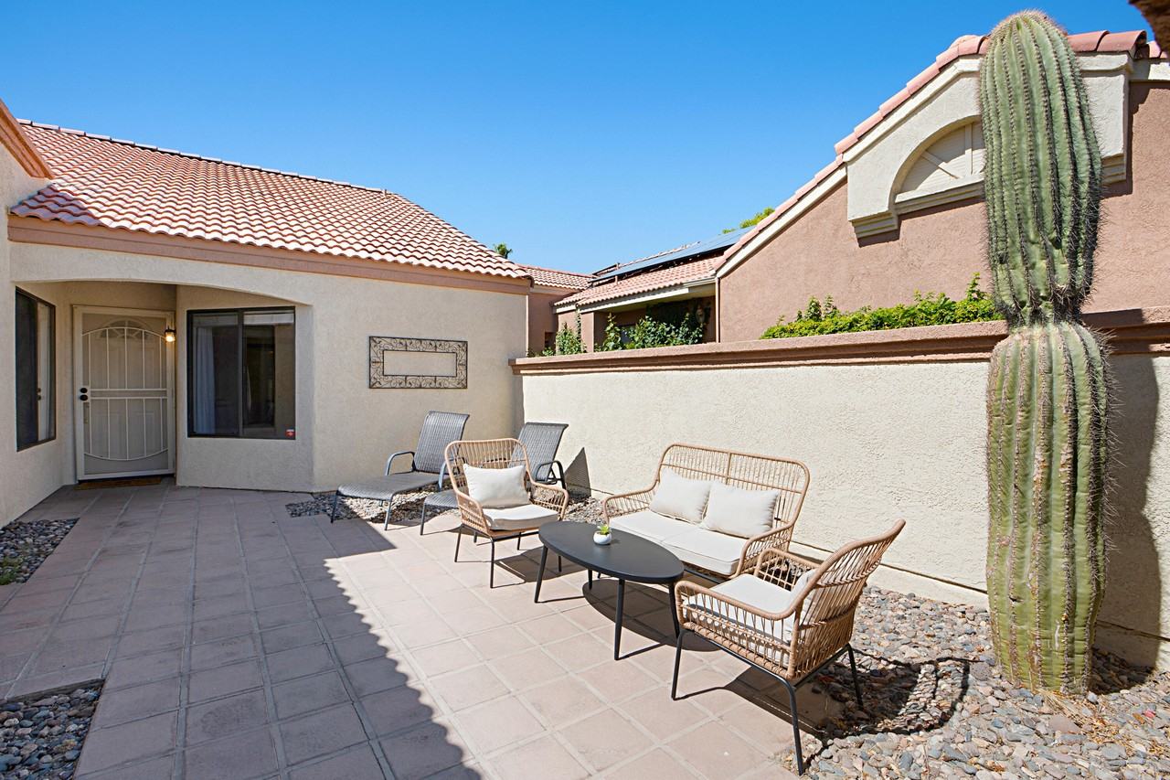 76915 Scimitar Way - Photo 2 of 23