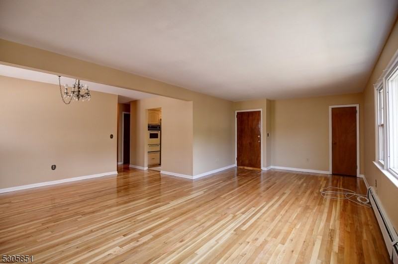 10 Housman Ct Unit 2 - Photo 3 of 11