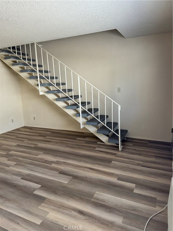 936 W Duarte Rd - Photo 3 of 20