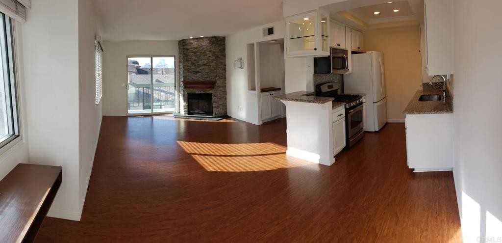 2957 Columbia St - Photo 2 of 13