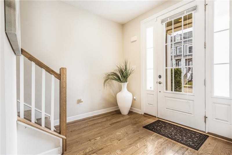 333 Osona Ln - Photo 3 of 25