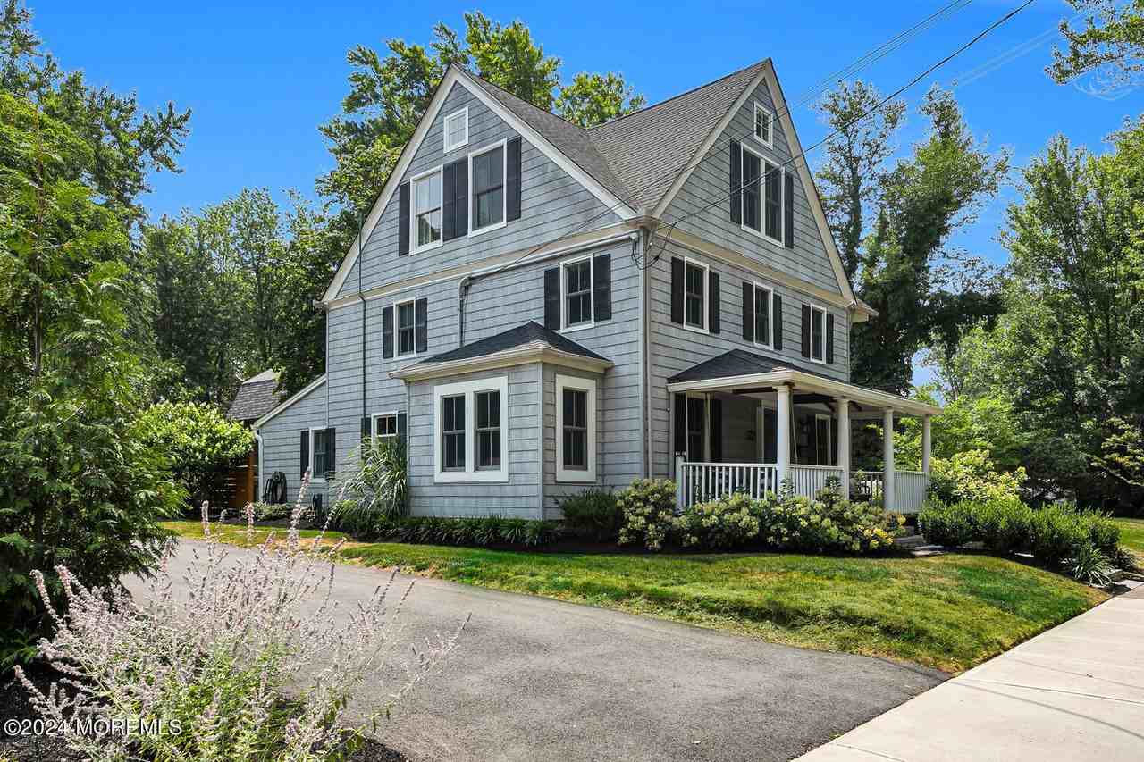 22 Branch Ave - Photo 2 of 39