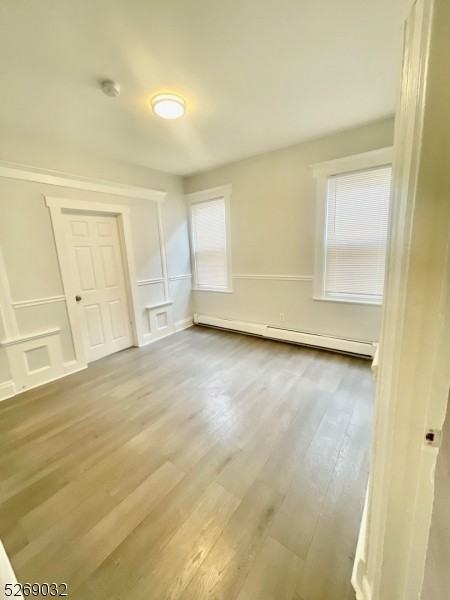 237 Peshine Ave - Photo 2 of 43
