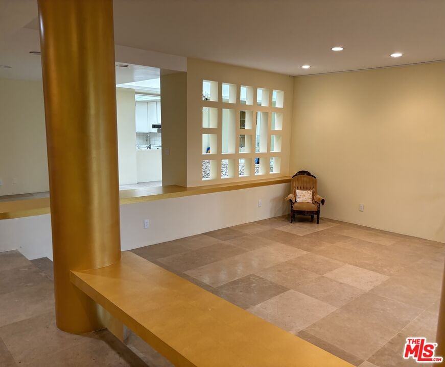 2451 Century Hl - Photo 3 of 29