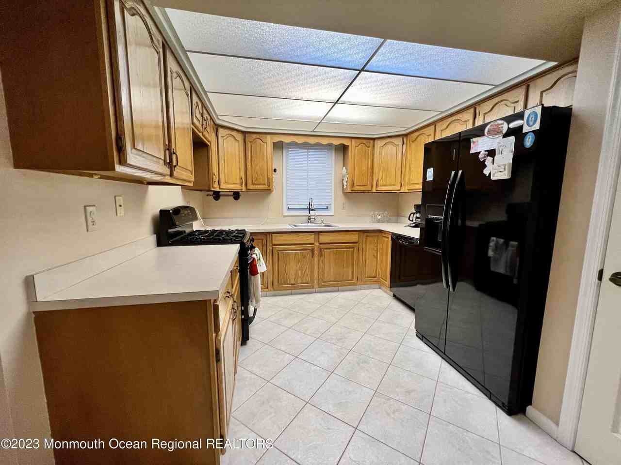 6 Benchley Dr - Photo 3 of 22