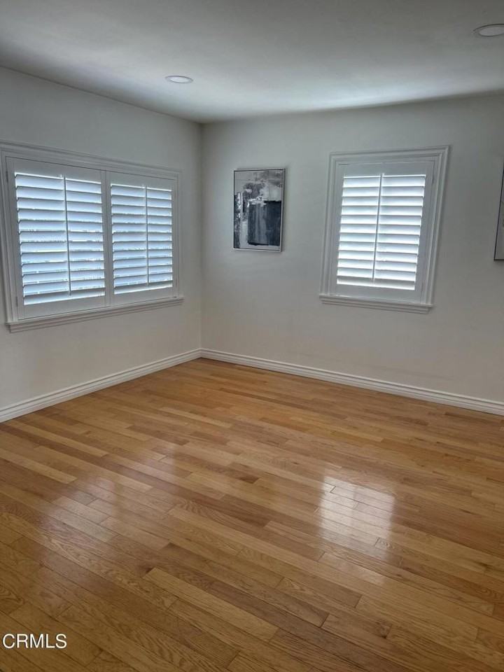 1829 N Brighton St - Photo 3 of 13