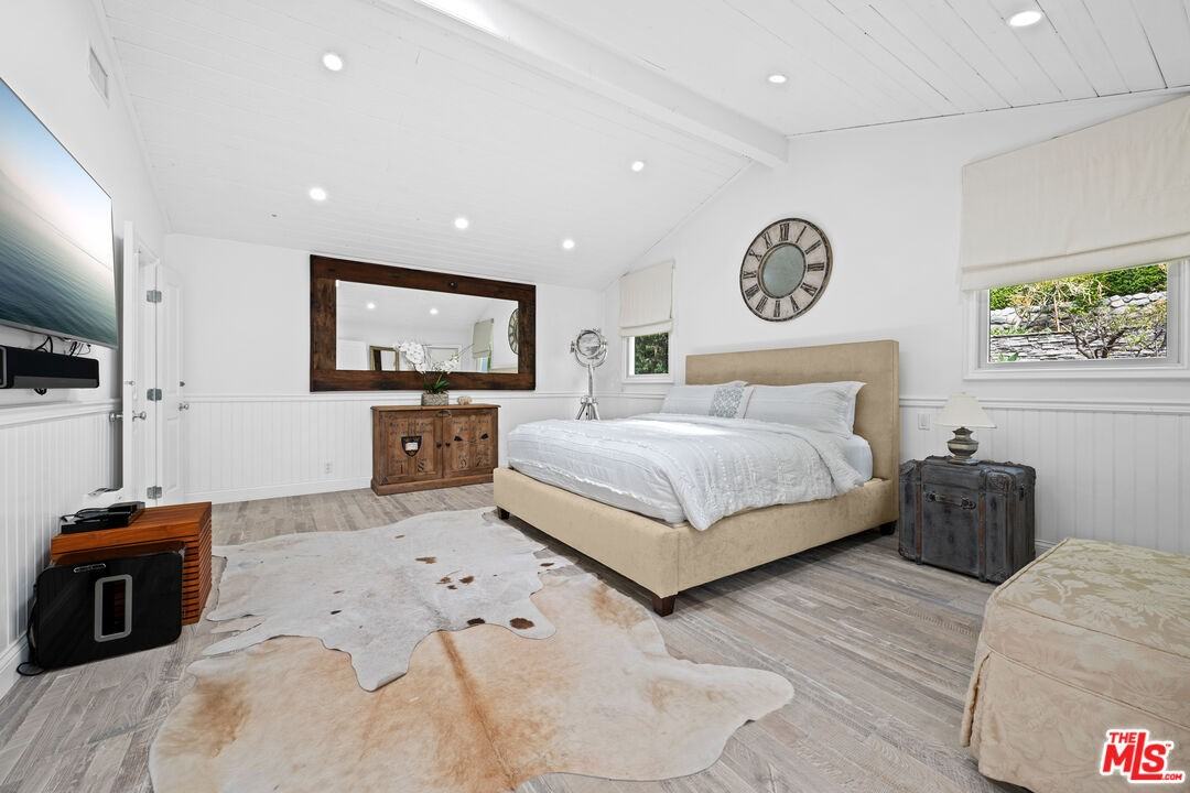 31755 Cottontail Ln - Photo 2 of 50