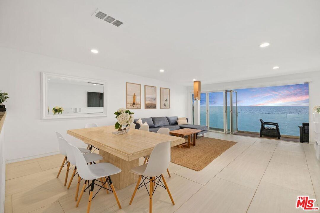 20462 Pacific Coast Hwy - Photo 2 of 22