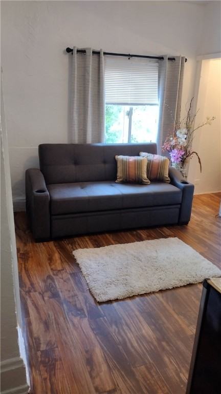 5365 Hillcrest St Apt 3 - Photo 2 of 8