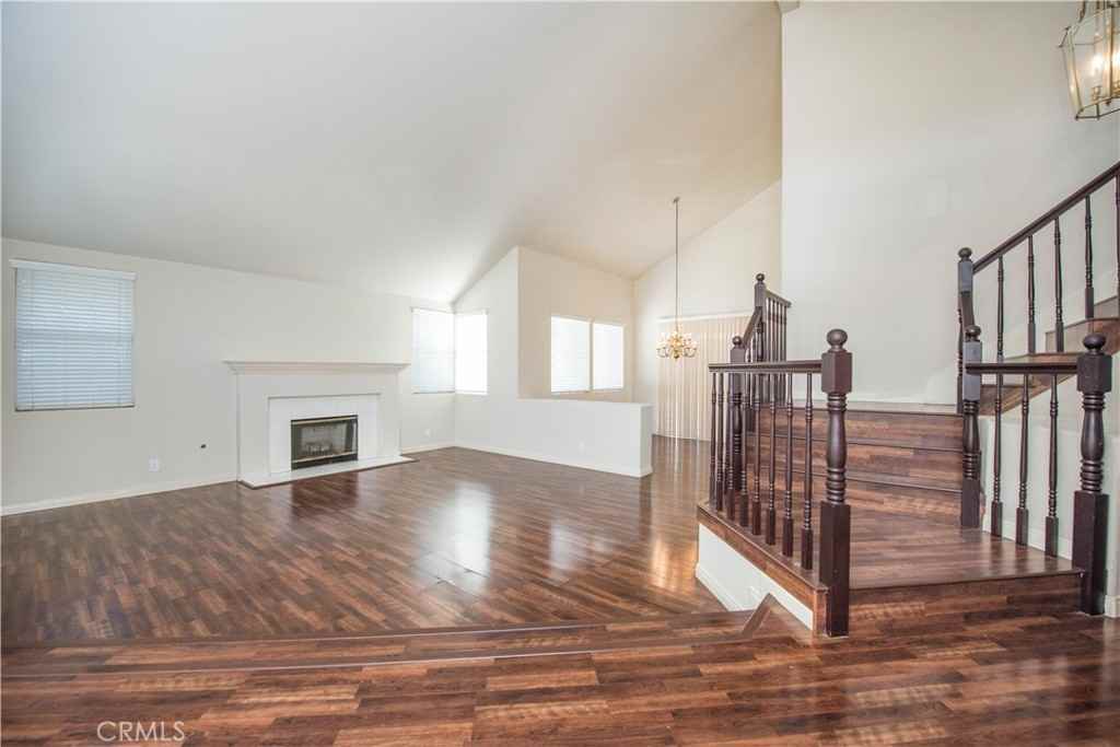 28010 Blackberry Way - Photo 2 of 42