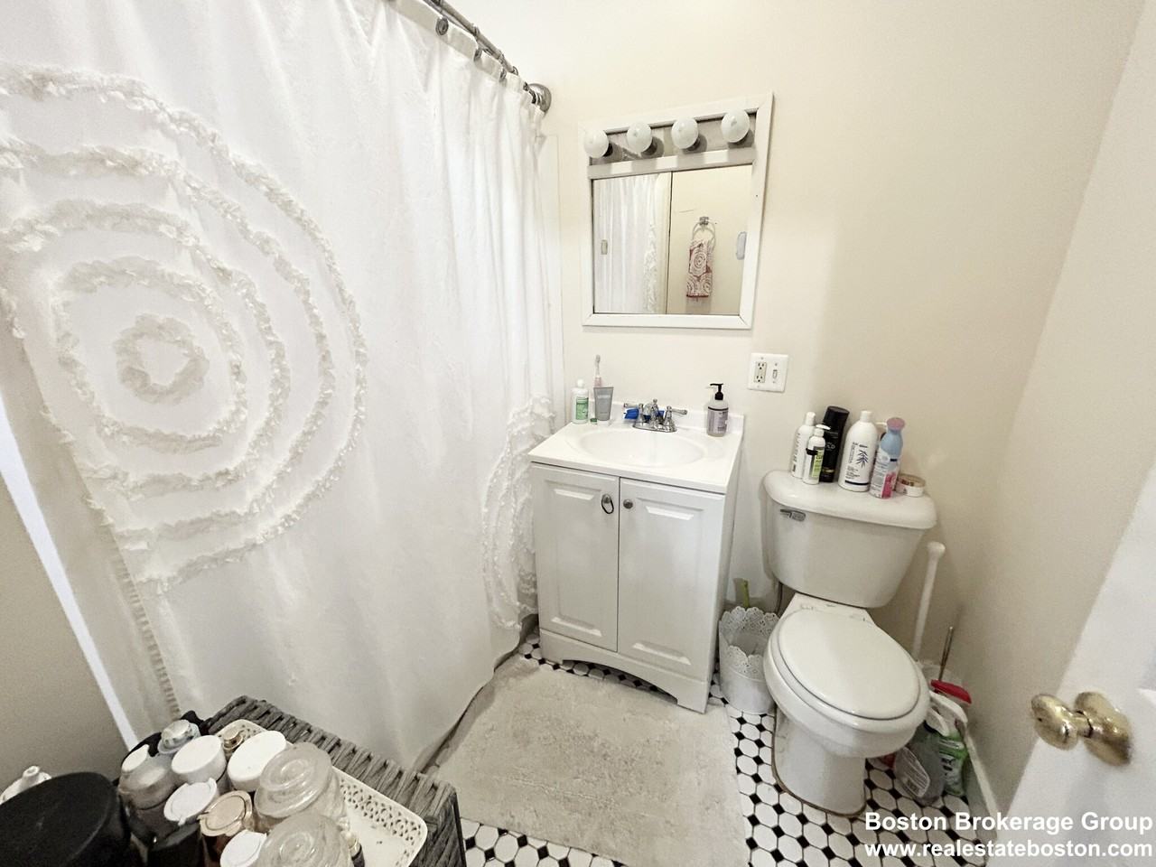 39 Hemenway St #2 - Photo 7 of 13