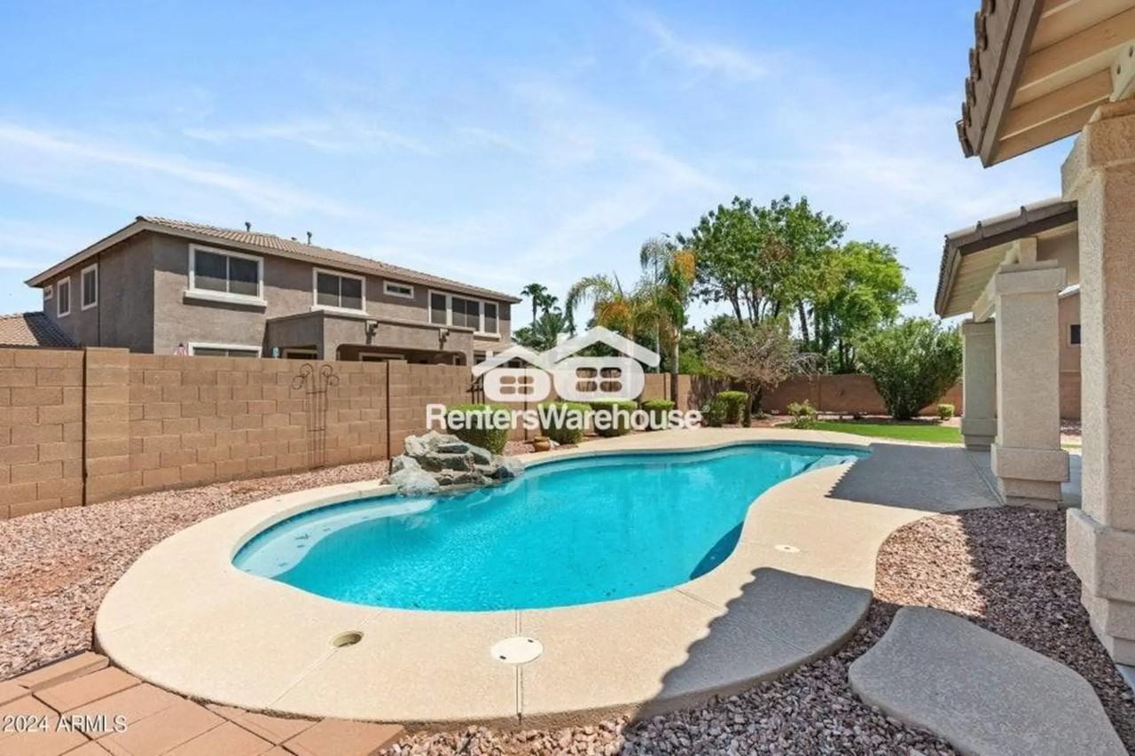 2648 E Teakwood Pl - Photo 2 of 32