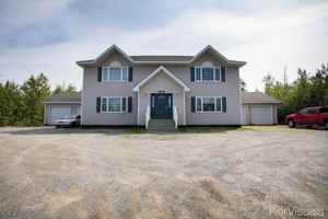 featured image of 8148 W Donna Marie Ln