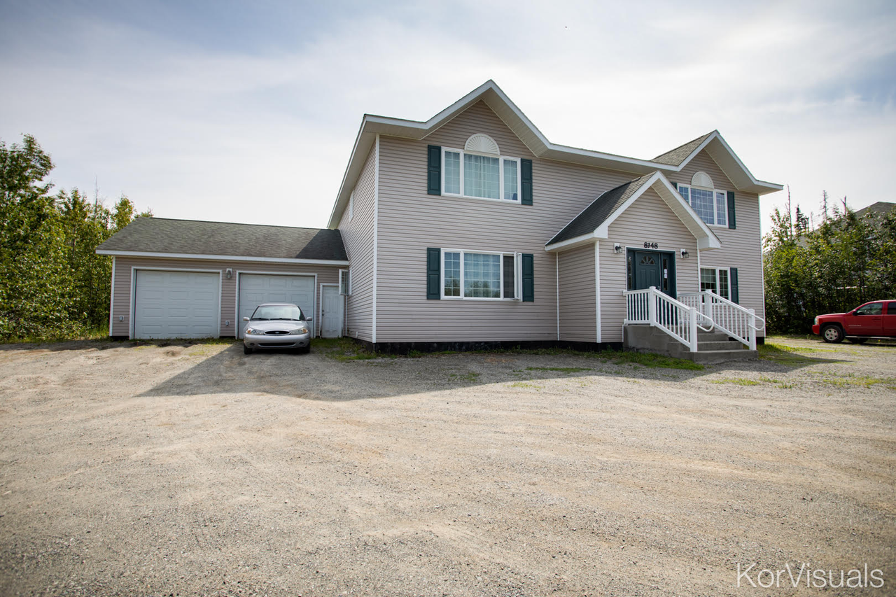 8148 W Donna Marie Lane - Photo 3 of 14