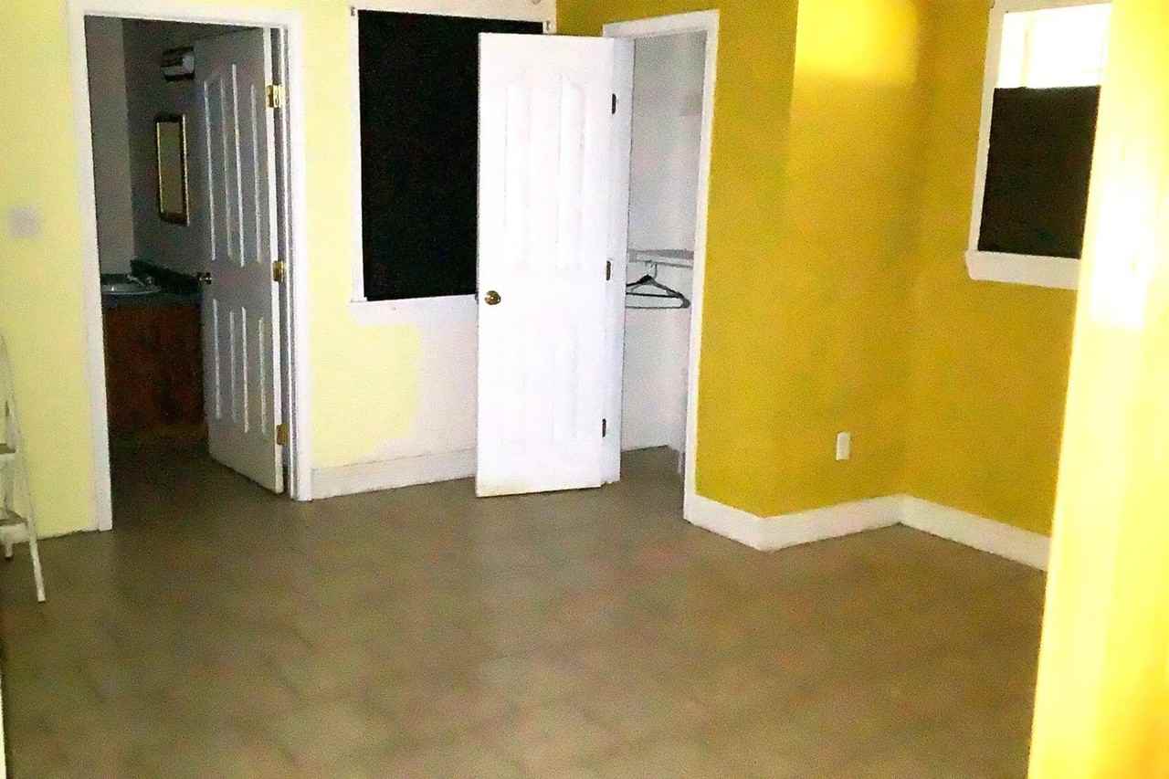 137 Adams Way - Photo 3 of 6