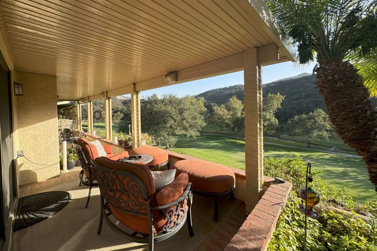 2310 Vista Valley Ln - Photo 3 of 10