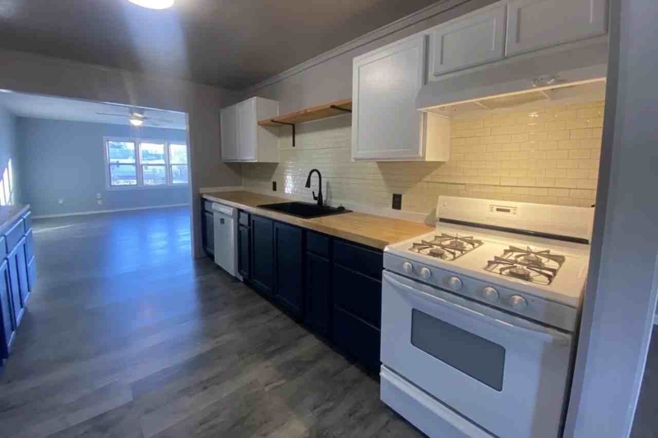 7112 E 4th Pl - Photo 2 of 17