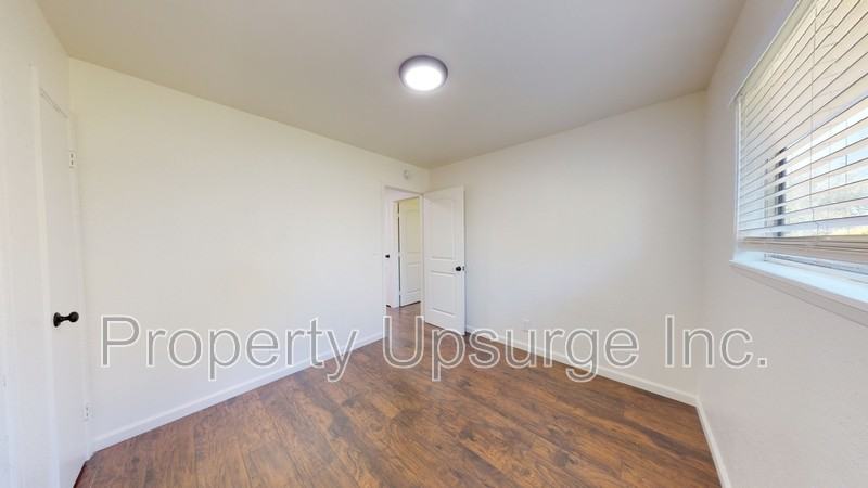 2790 Irwin Rd - Photo 7 of 13