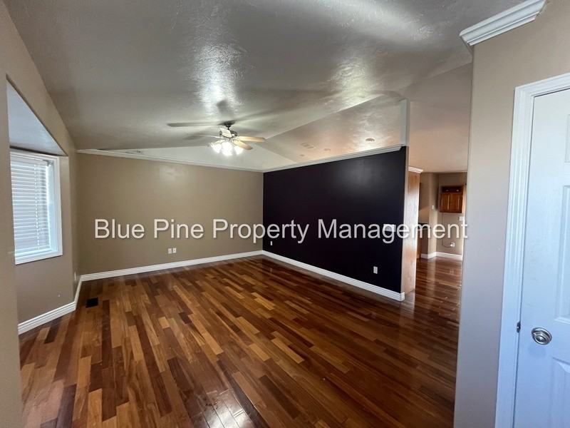 3084 Madeline Ct - Photo 2 of 29