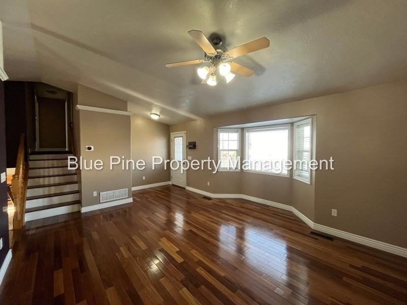3084 Madeline Ct - Photo 3 of 29