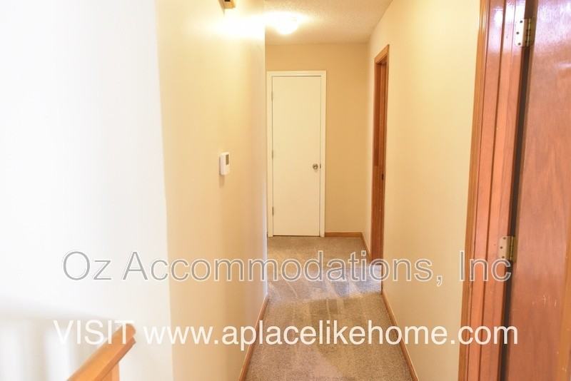 15813 N Water St - Photo 4 of 22