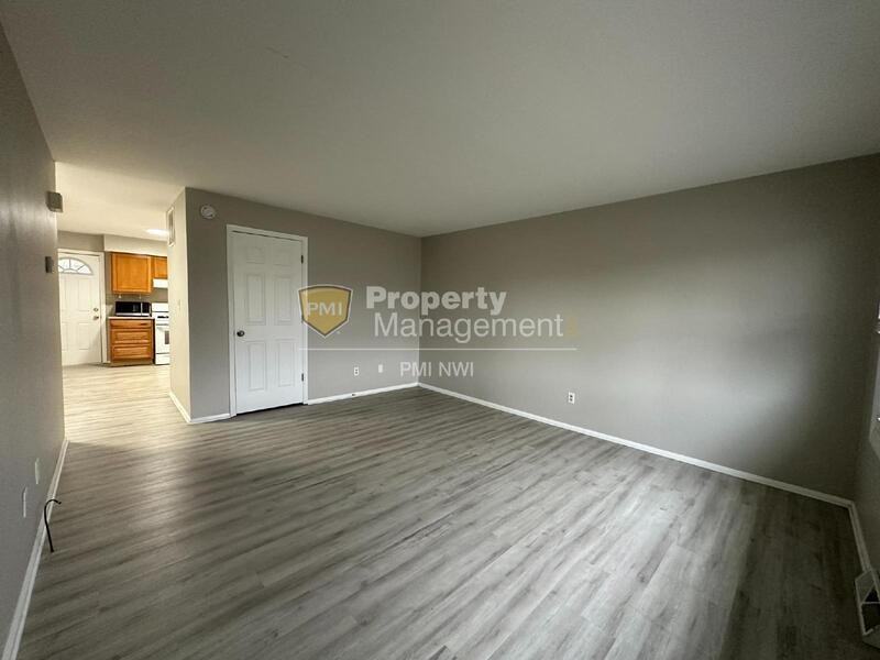 5471 Aspen Ave - Photo 3 of 14