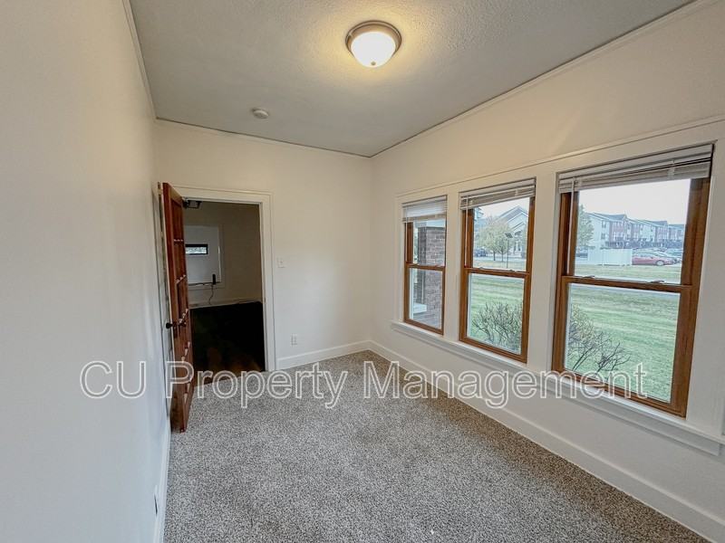 116 E Church St - Photo 3 of 20