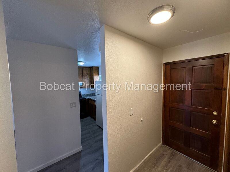 1516 South Ct #C - Photo 4 of 23