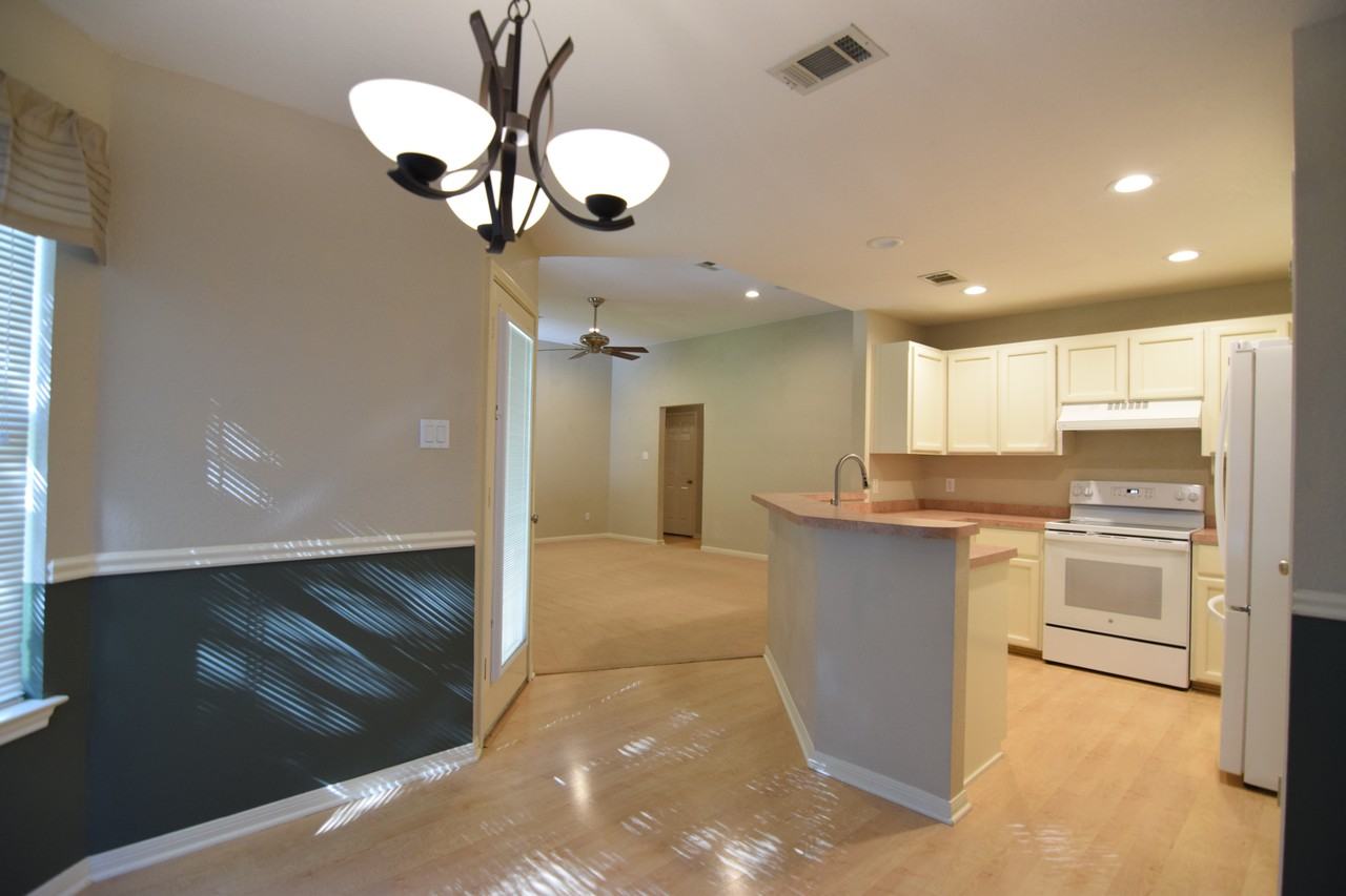 2113 Rawhide Trl - Photo 5 of 20