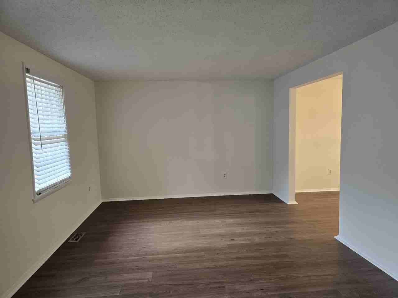 14600 Helmsman Ct - Photo 2 of 15