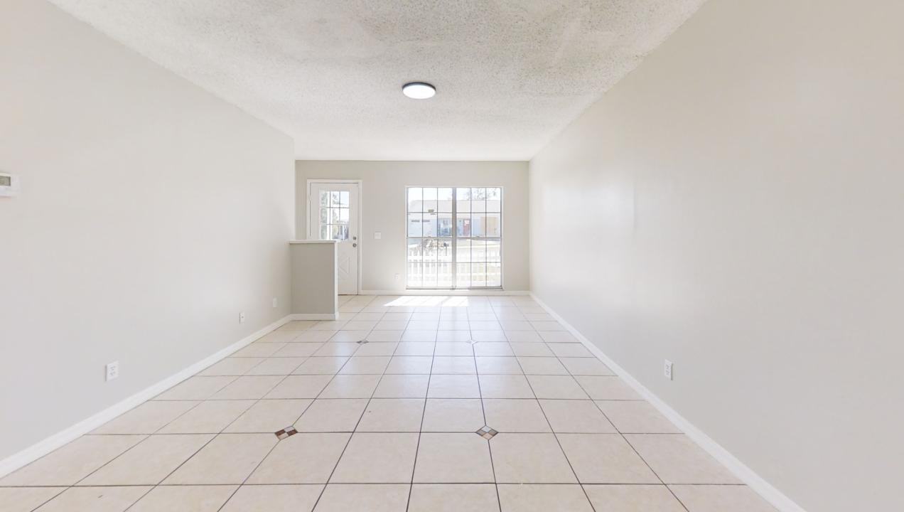 222 Regal Park Dr - Photo 2 of 17