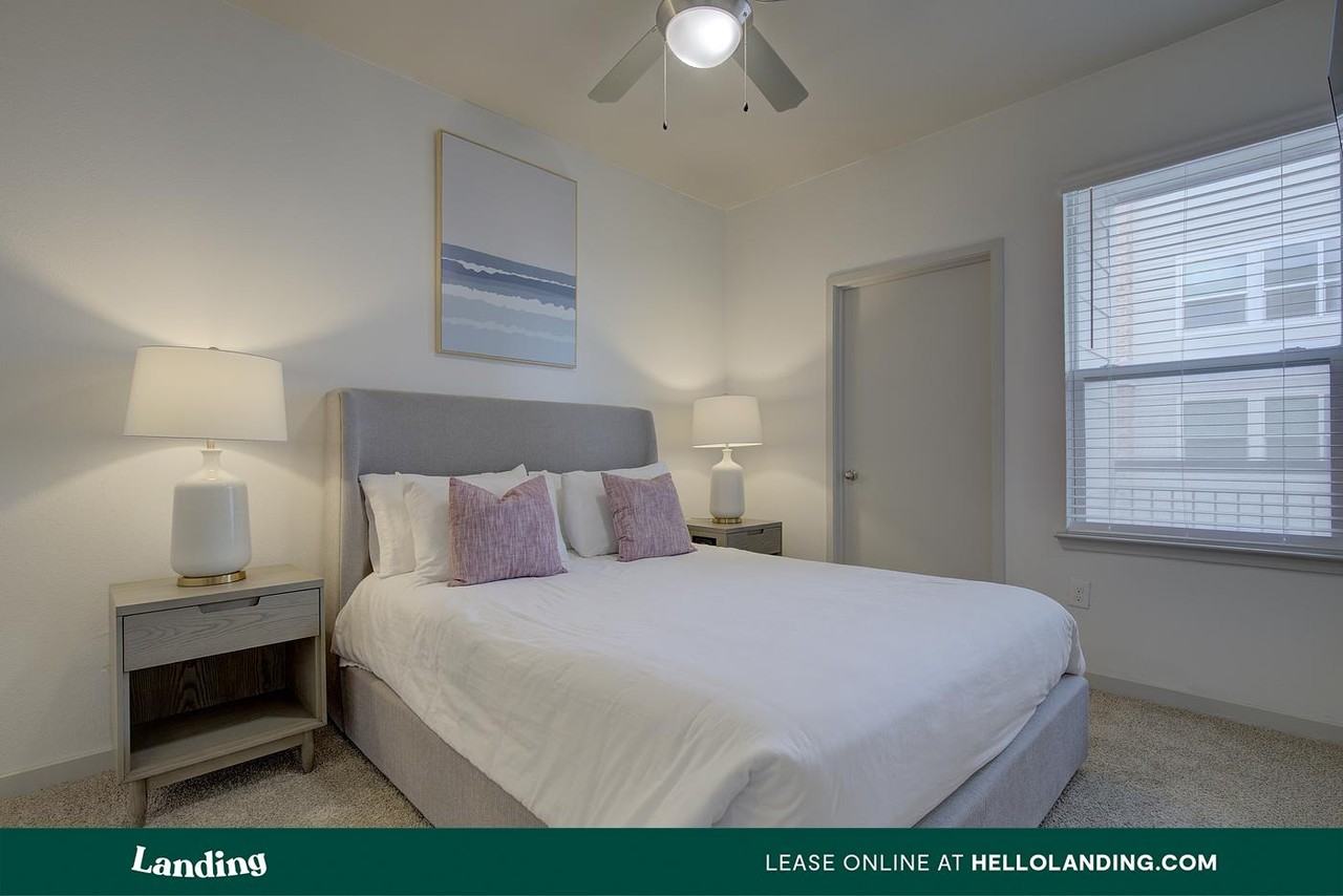 1111 Austin Hwy - Photo 4 of 50